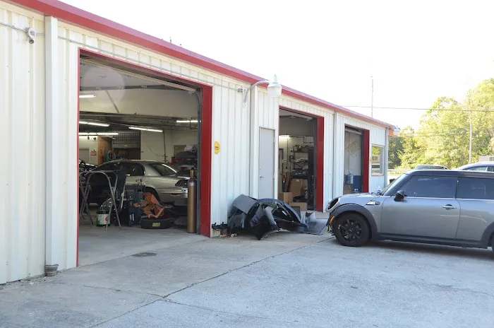 Joe Hudson's Collision Center 3