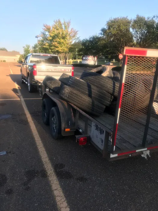 Affordable 24 hour truck & tire 0