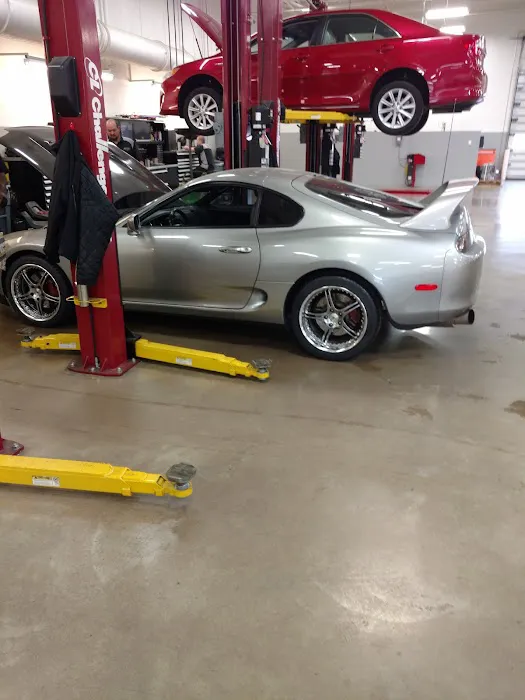 Toyota Service 6