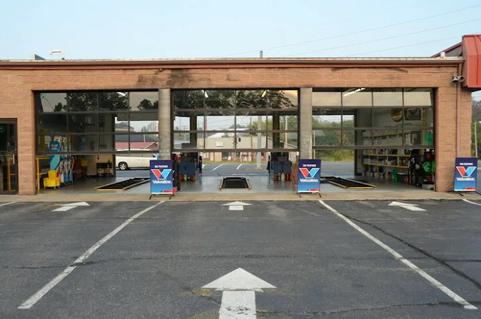 Kwik Lube Inc - Lone Oak 7