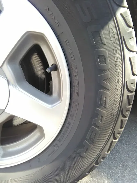 C & D Tire Pros 3