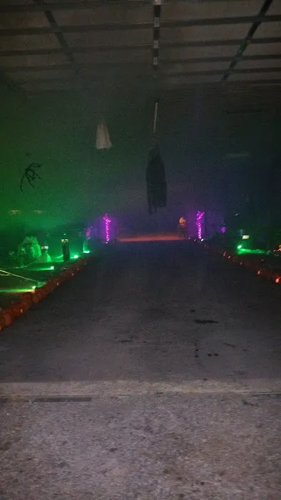Peper's Garage 9