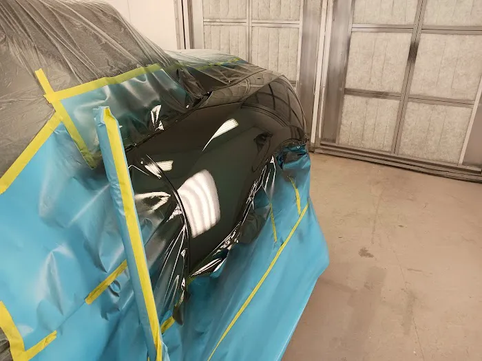 Case Paint Body Shop 4