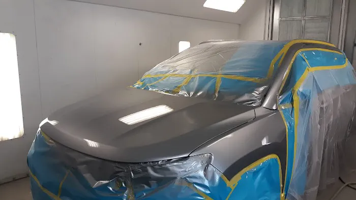 Case Paint Body Shop 1