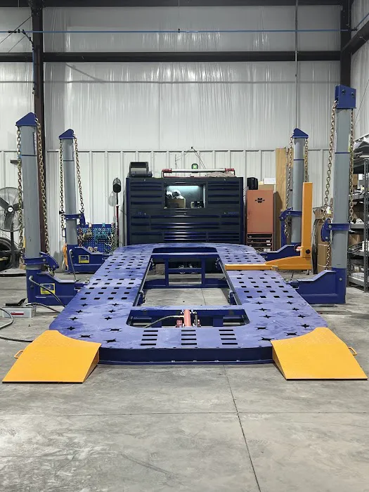 Liquid Design Custom Paint and Collision, LLC 0