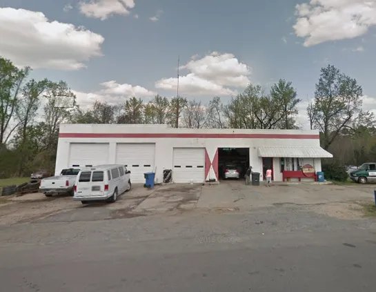 Lonnie's Automotive 0