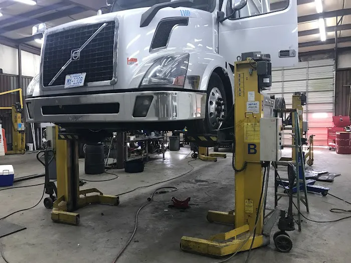 Rock City Truck Service 3