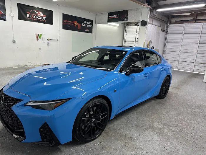 Blackout Window Tinting 8