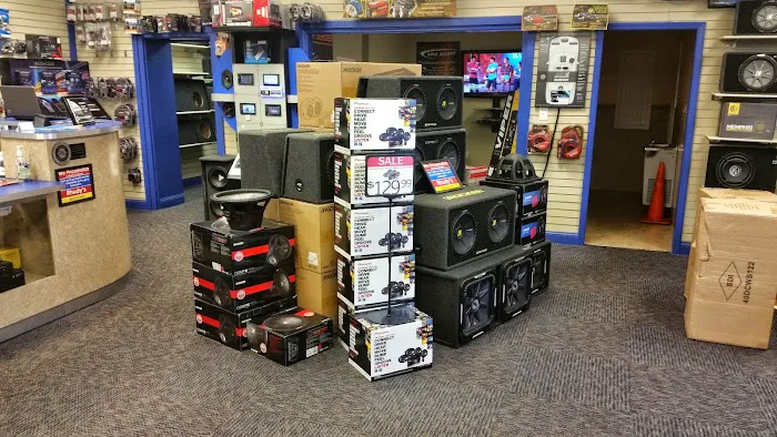 Rhudy's Car Audio Yadkin 6