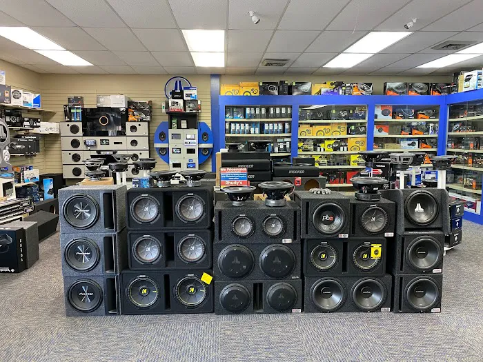 Rhudy's Car Audio Yadkin 9