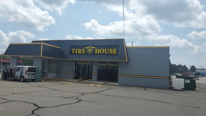 Tire House 0