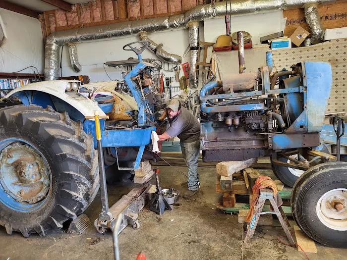 Brocks garage Tractor Repair 6