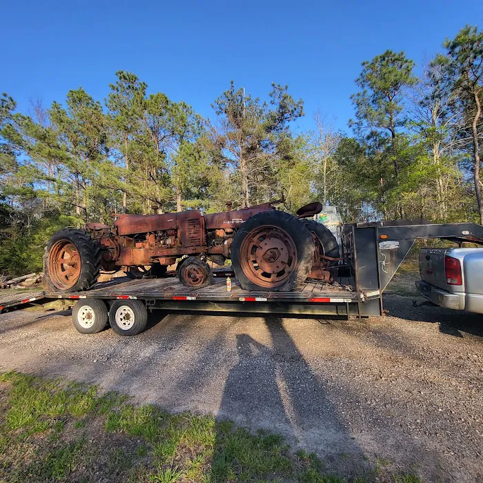 Brocks garage Tractor Repair 1