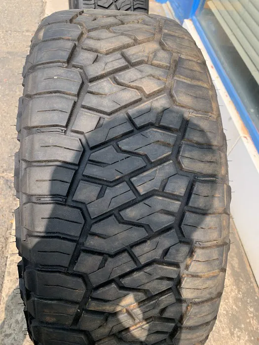 Los Andres Tires 2
