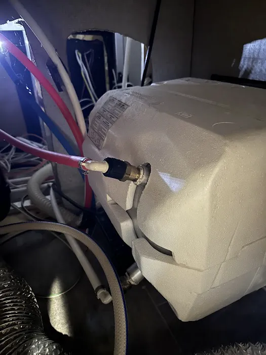 Universa RV Solutions - Mobile RV Repair & Maintenance 1