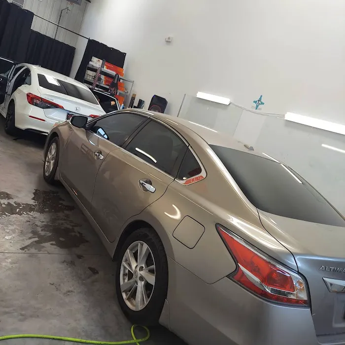 TINT GODS 0
