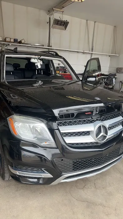 Rivera Auto Glass 3