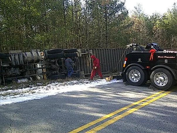 Buff's Body Shop & 24 Hr. Wrecker Service 5