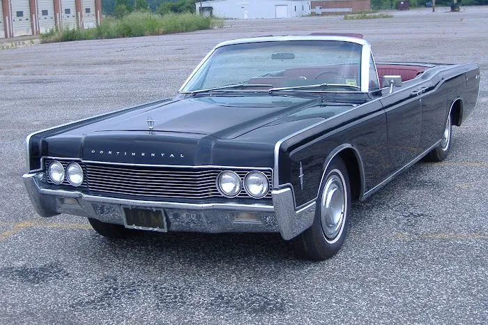 Corbett's Auto Restoration & Customs 9