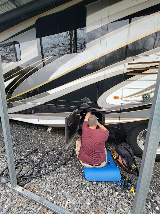 RV Tech & Inspect 7