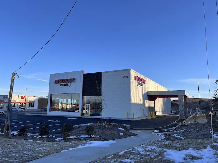 Discount Tire 0