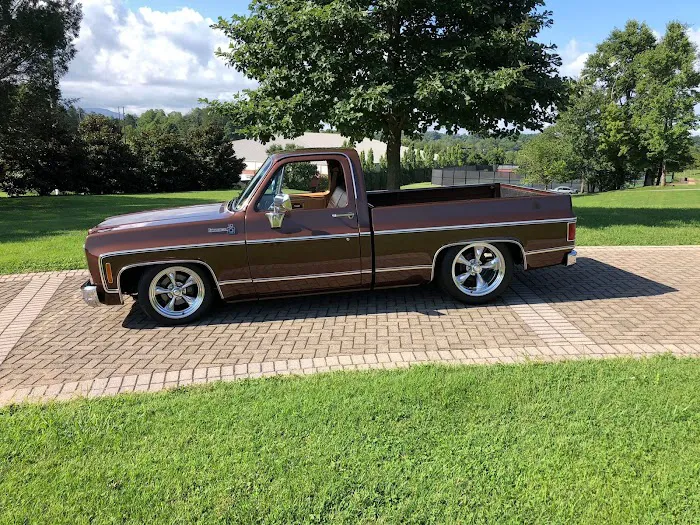 Harrison's Rod and Custom 3
