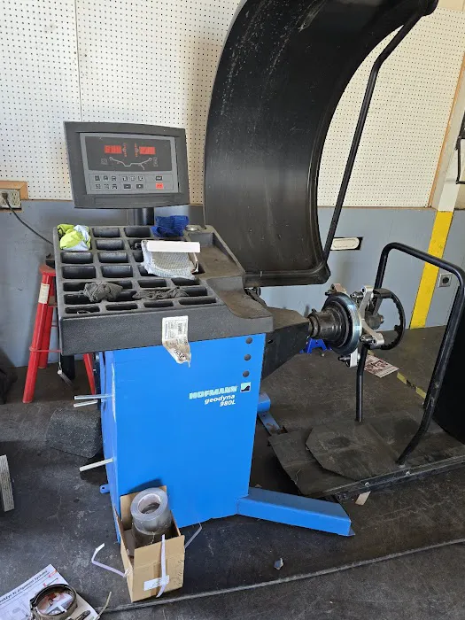 Brothers Truck Trailer & Car Repair 7