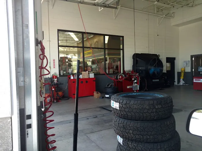 Les Schwab Tire Center 1