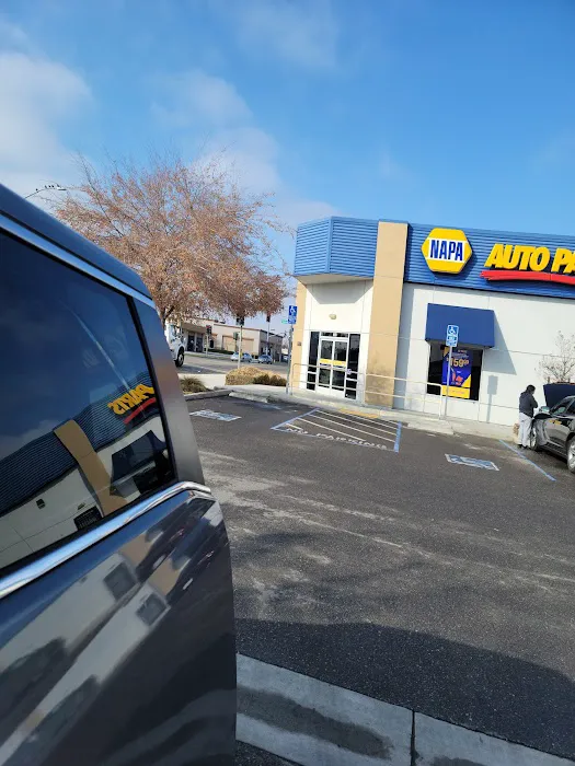 NAPA Auto Parts 0