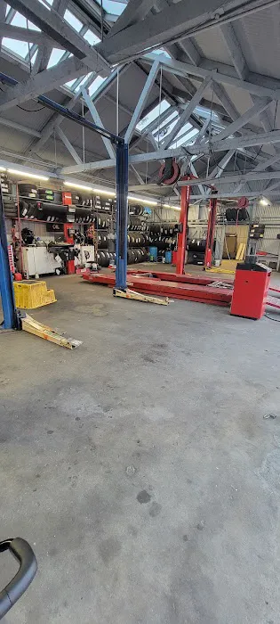 Six Star Madera Tire & Auto Service 6