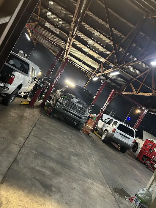 Ron's Diesel Repair Shop 7