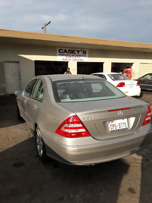 Casey's Discount Auto 0