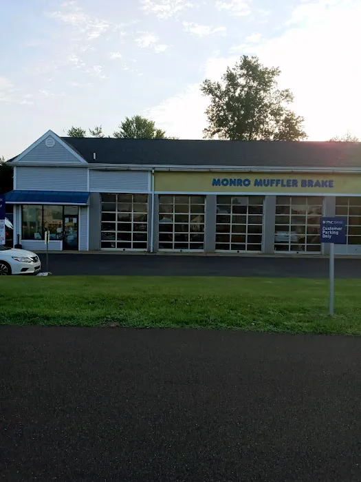 Monro Auto Service and Tire Centers 3