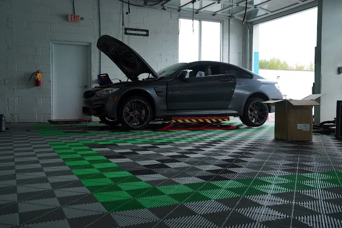 Lansdale Speed Motor - LSM 速达车行 1