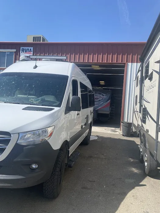 Elite RV Collision & Repair 7