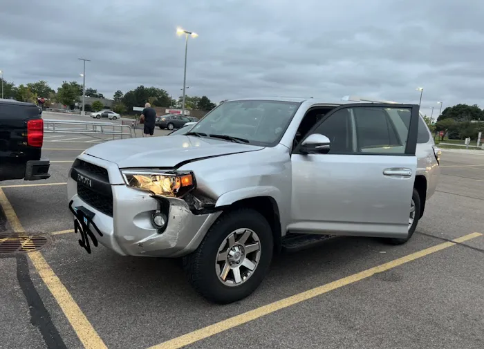 Turi's Auto Body Inc 2
