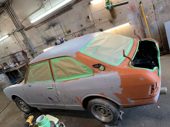 Erick's Body Shop Truck and Automotive Care 8