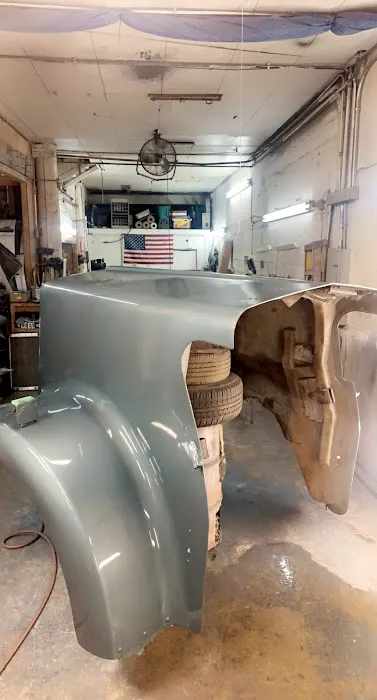 Erick's Body Shop Truck and Automotive Care 3
