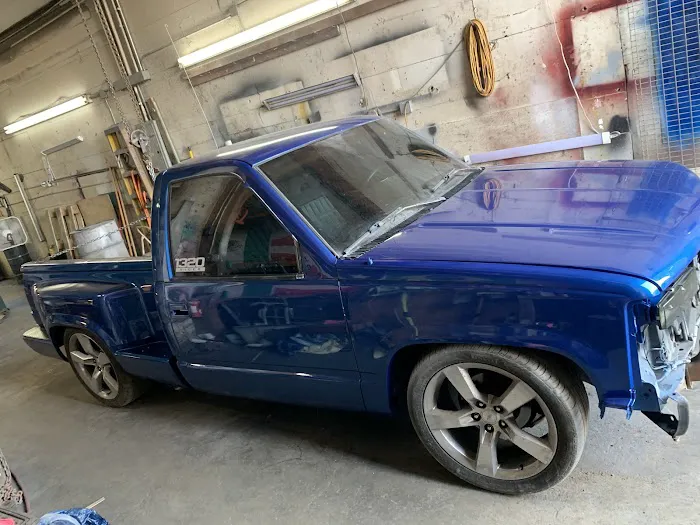 Erick's Body Shop Truck and Automotive Care 7