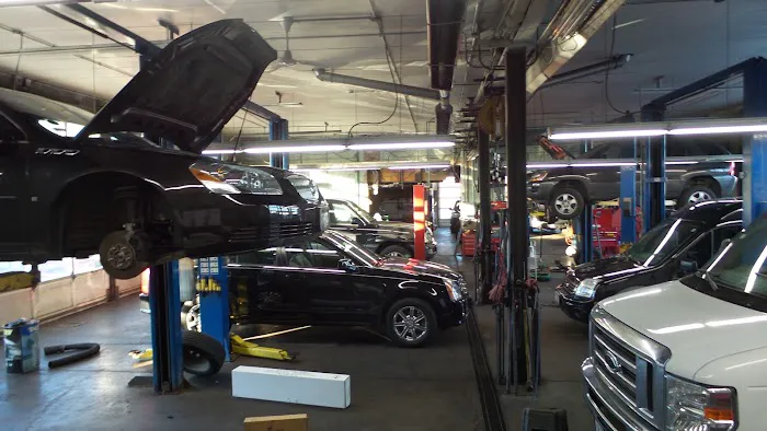 Hagen's Automotive 5