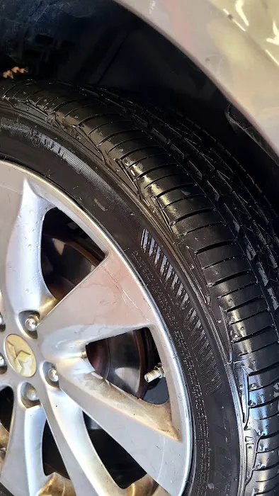 Stone Park Tires 0