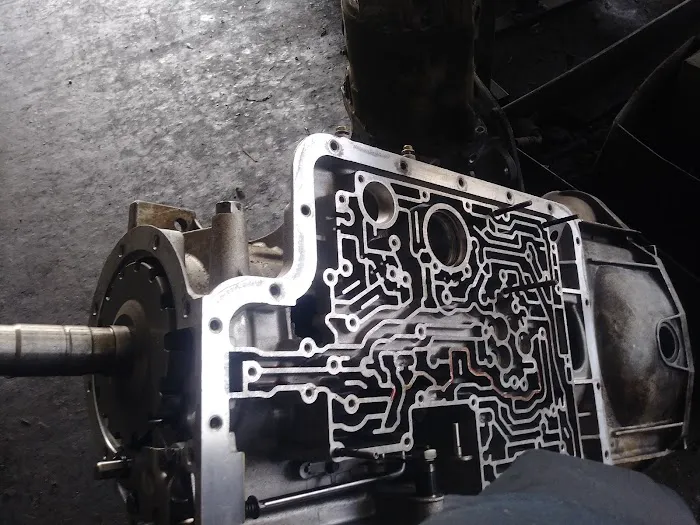 Lou's Transmission 8