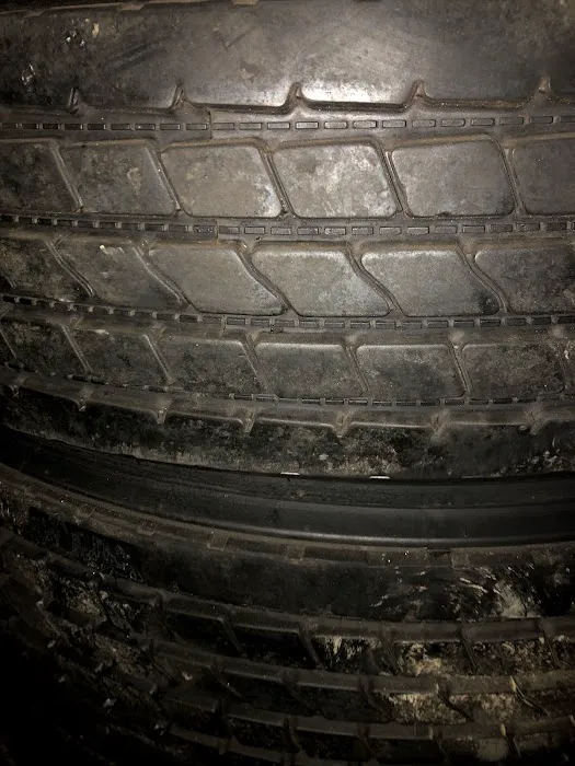 Right Way Tire Services 0