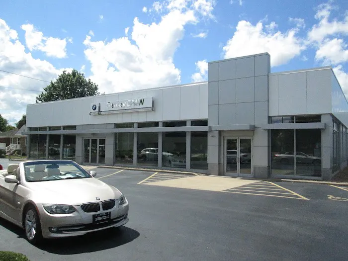 BMW of Middleburg Heights Service 5