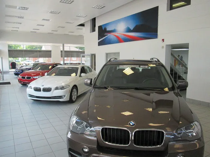 BMW of Middleburg Heights Service 2