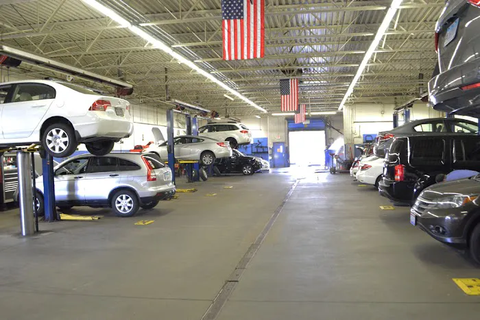 Honda of Middleburg Heights Service Center 8
