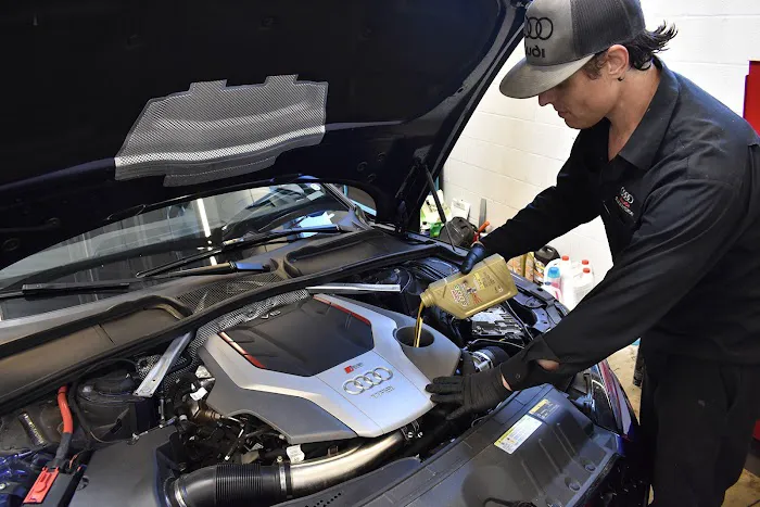 Audi Middleburg Heights Service Center 8