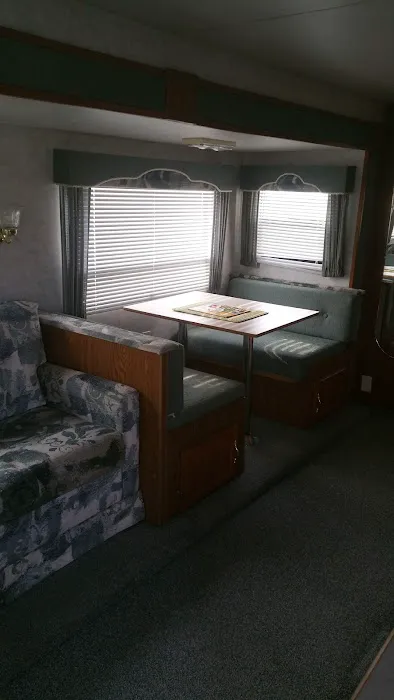Ron's Trailers Inc 0