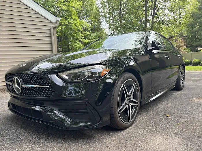 Mercedes-Benz of Bedford Service and Parts 2