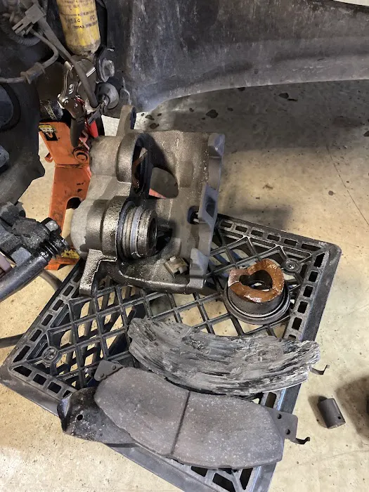 First Response Truck and Trailer Repair LLC 8